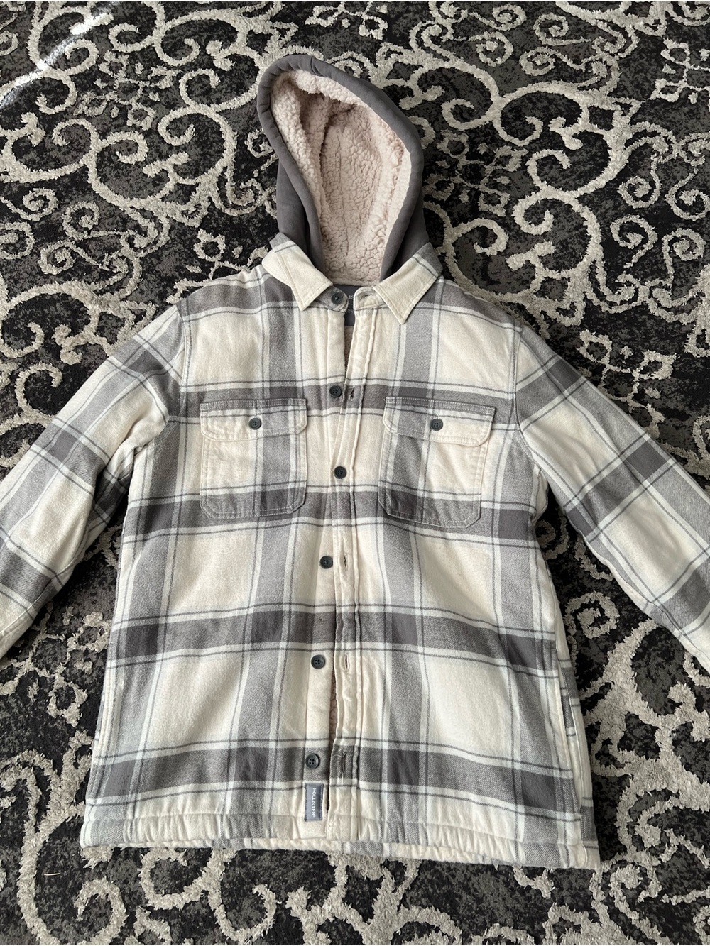 Hollister Co. gray and beige plaid flannel hoodie jacket